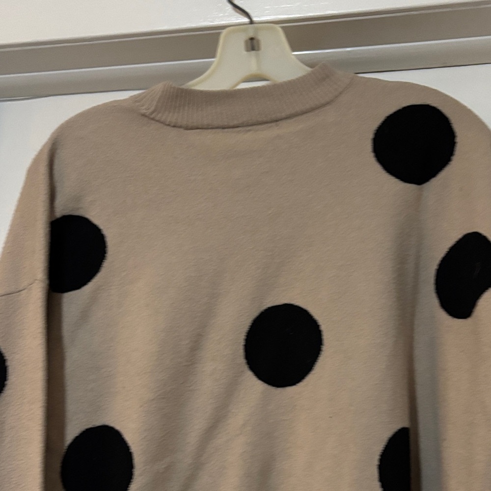 Tahari Beige and Black Polka Dot Sweater - Picture 5 of 5